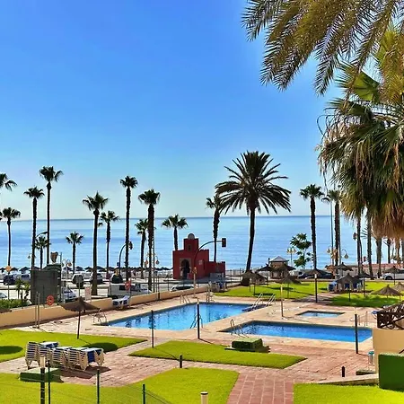 Frente Mar Y Playa. 贝纳尔马德纳